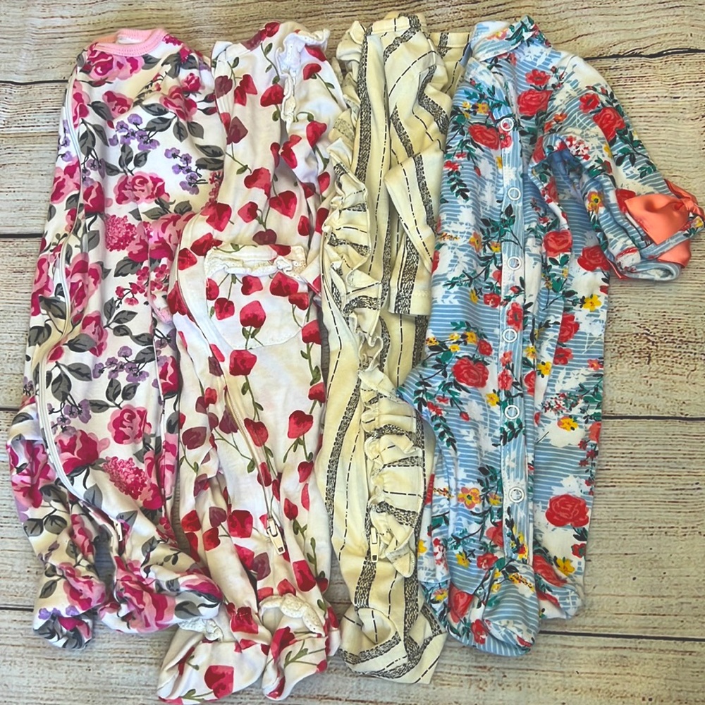 Baby Girls 0-3M Sleepers Lot